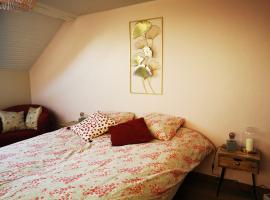 Domaine de l'espérance, chambre rose, hotel barato en Bersaillin