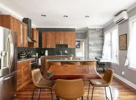 Riverfront Penthouse Suite in Midtown Harrisburg near Hershey