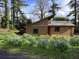 Ballyhoura Forest Home, בית נופש בBallyorgan
