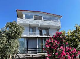 Can’s Homes, pet-friendly hotel in Kuşadası