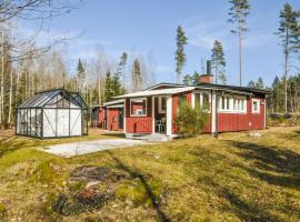 Stunning Home In Kristinehamn With Wifi, vacation rental in Edet