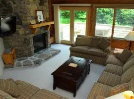 Seven Springs Sunridge 2 Bedroom Standard Condo, Ski-In Out! condo
