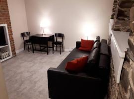 Bauer Terrace - Cozy 1 bedroom beside The Citadel, feriebolig i Halifax