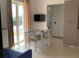 APPARTAMENTO PER BREVI PERIODI, hotel a Botricello