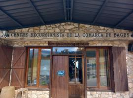 Alberg Refugi Bages, hostel in La Coma i la Pedra