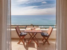 Kallopsia - Glifada Beach Menigos Resort by New Era, hotel en Glyfada