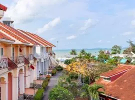 Cliff & Beach Villa Phayun