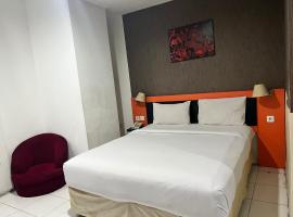 Viesnīca Hotel O Tri Homestay pilsētā Tengah