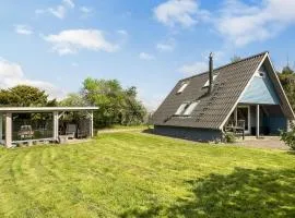 Gorgeous Home In Broager With Wifi
