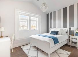 Vancouver West Cozy Retreat by Host Launch, hotel in Vancouver