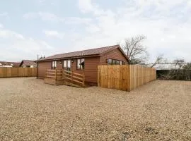 Bluebell Lodge, Meadow view lodges