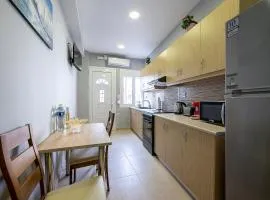 Harbor Harmony Hideout 1min to Beach