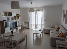 La Casa dei Due Mari - large apartment with parking, budgethotel i Taranto