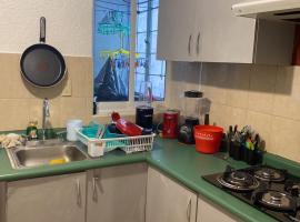 PISO 1、クアウティトラン・イスカリのホテル