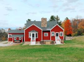 Historic Renovated Barn at Boorn Brook Farm - Manchester Vermont, hotel em Manchester Center