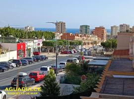 Gran vivienda unifamiliar céntrica y cercana al mar, מלון באגוואדולסה