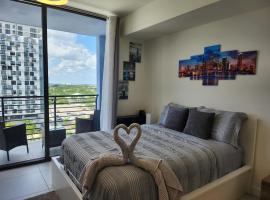 5350 Park inn Suite, hotel con campo de golf en Miami