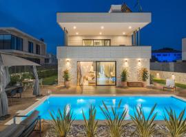 Villa Golden Shine, hotel a Funtana