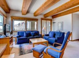 Large 2 Br With Open Floorplan Condo