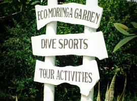 ๋ฐ์ ์จ๋น์ ์์นํ ํธํ
Eco Moringa Garden