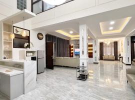 Wisma Selma Garuda, vacation home in Kejayan