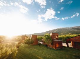 Vall d'Àger Resort & Camping, hotel in Ager