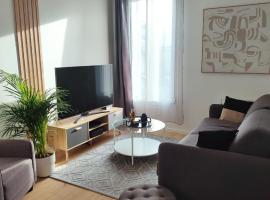 Superbe appartement proche la défense et Paris, помешкання для відпустки у місті Безон
