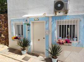 Casa Iribarne, жилье с кухней в городе Родалькилар