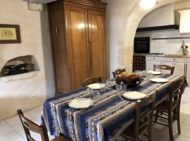 La maison forte, hotel i Mirebeau