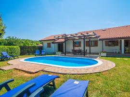 Villa Nika, hotel v destinaci Labin