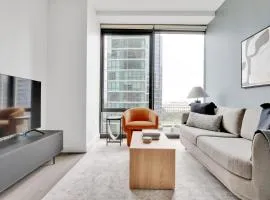 S Loop 2BR w Pool Gym Spa nr Grant Park CHI-740