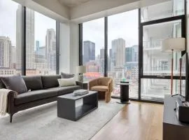 River North 1br w gym lounge roof nr Riverwalk CHI-895