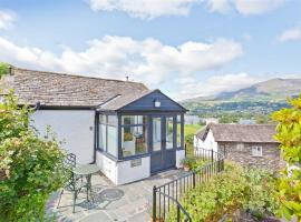 Badger's Cottage with stunning lake & mountain views, hotel cu parcare din Coniston