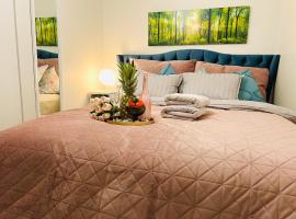Luxury of aristocrats near airport and jumbo, hotel in Vantaa