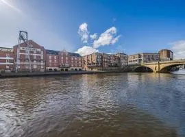 Woodsmill Quay Riverside Apartment - Heart of York