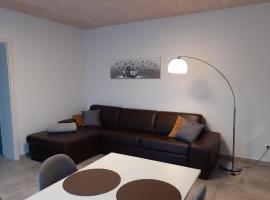 Erdgeschoss-Appartement mit Seeblick, holiday rental in Ahrensbök