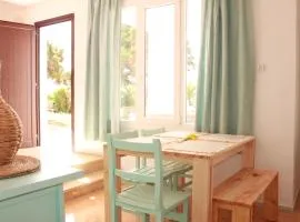 Yucas Homes