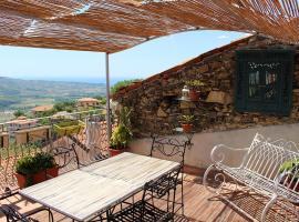 La Casa Dei Ciottoli, hotel in Castelnuovo Cilento