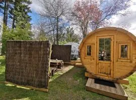 sublime tonneau avec spa sous bulle privatif