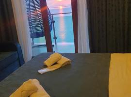 The Fresh Wave hotel, hotel cerca de Aeropuerto Internacional de Batumi - BUS, Batumi