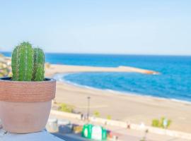 La Esperanza Beach- Zona Pubs y Restaurantes, panzió Mojácarban