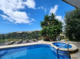 Pool and Fun in Gozo, Great place to relax and enjoy nature