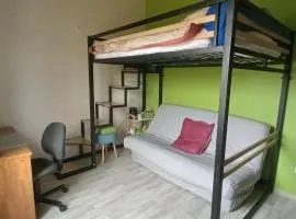 chambre familiale dans maison au calme