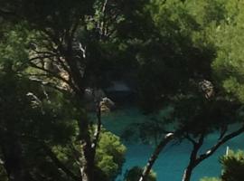 Les terrasses des Anthenors, viešbutis mieste La Redonne