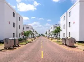 Cozy Two-BR Apartment in Tatu City