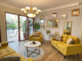 Luxurious Garden-Beach Home, vila v destinaci Lima