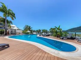Whitsunday Blue Penthouse with the best views in Airlie Beach