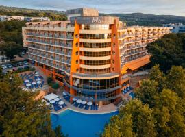 Atlas Hotel - Free Outdoor Pool and Heated Indoor Pool, hotell i Golden Sands