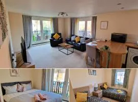 Luxury Spacious Apartment- Sleeps 4 Loughborough