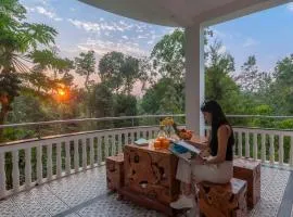 Stayvista at The Haven Grandeur 4BR with BBQ, Bonfire ,Lawn